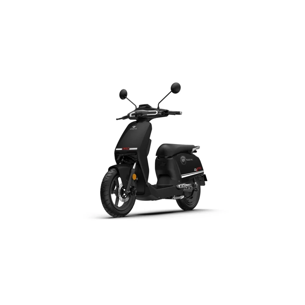 CUXpro_schwarz_01_1296x.jpg